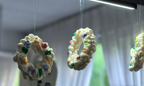 女人朋友圈这样发，字越少，越上头